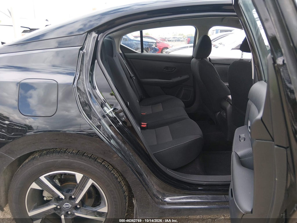 2024 Nissan Sentra SV Xtronic CVT photo 8