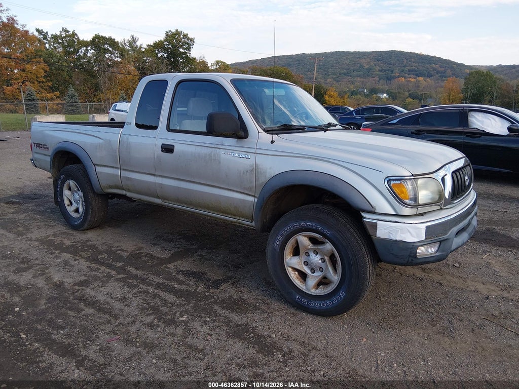 2002 Toyota Tacoma Base V6 photo 1