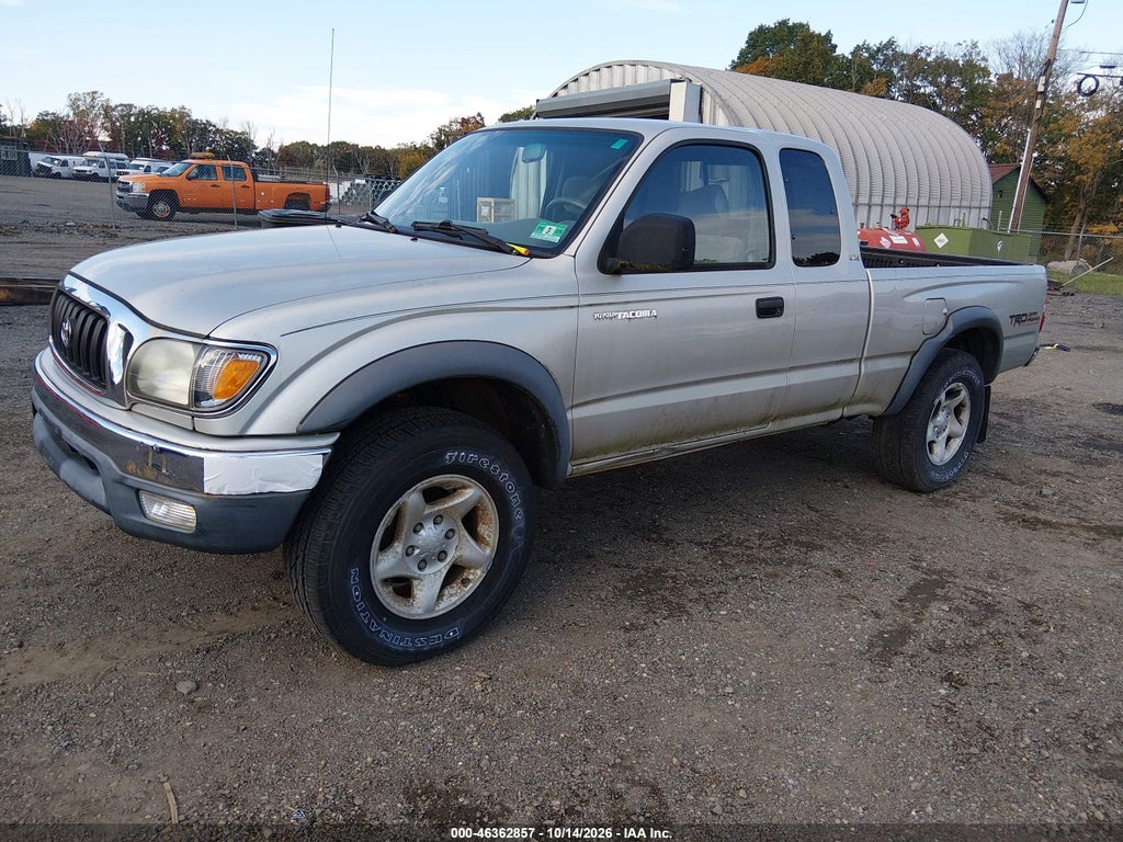2002 Toyota Tacoma Base V6 photo 2