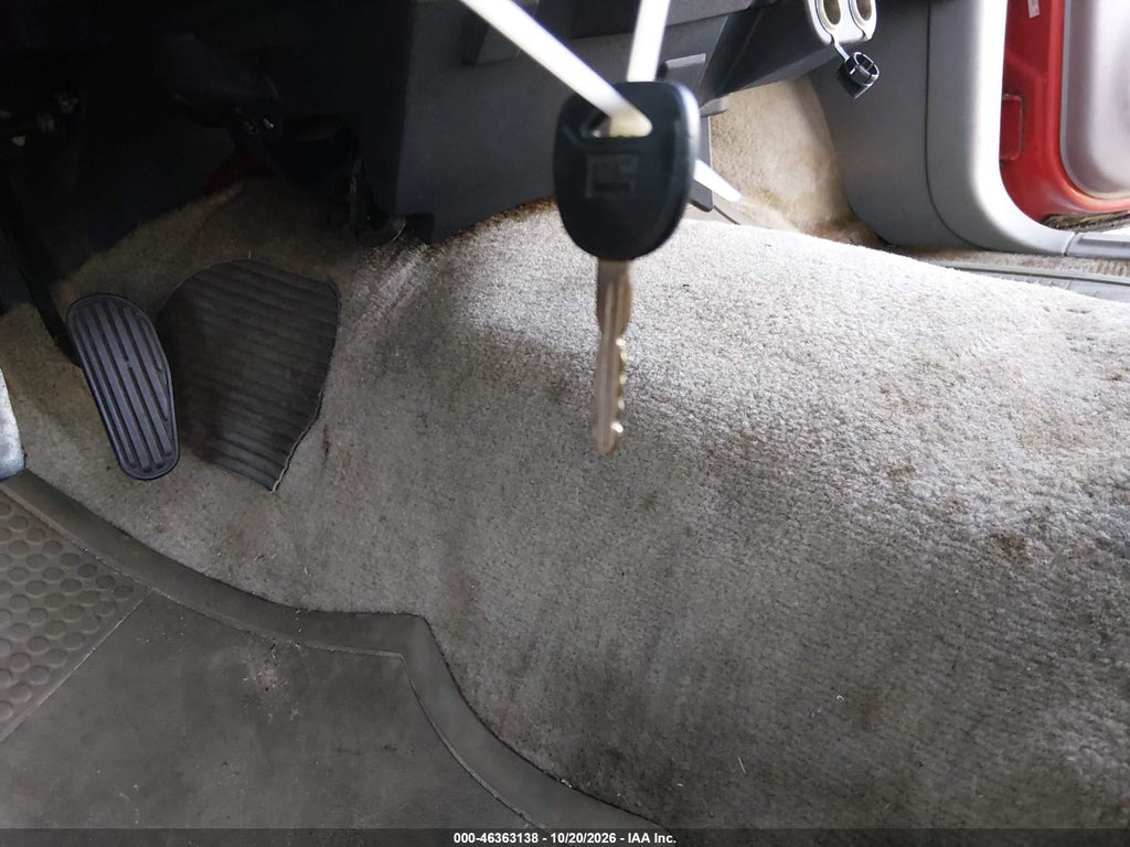 2001 Chevrolet S-10 LS photo 11