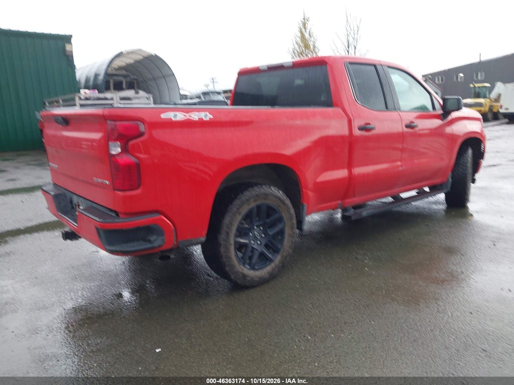 2023 Chevrolet Silverado 1500 4WD Standard BED Custom photo 4