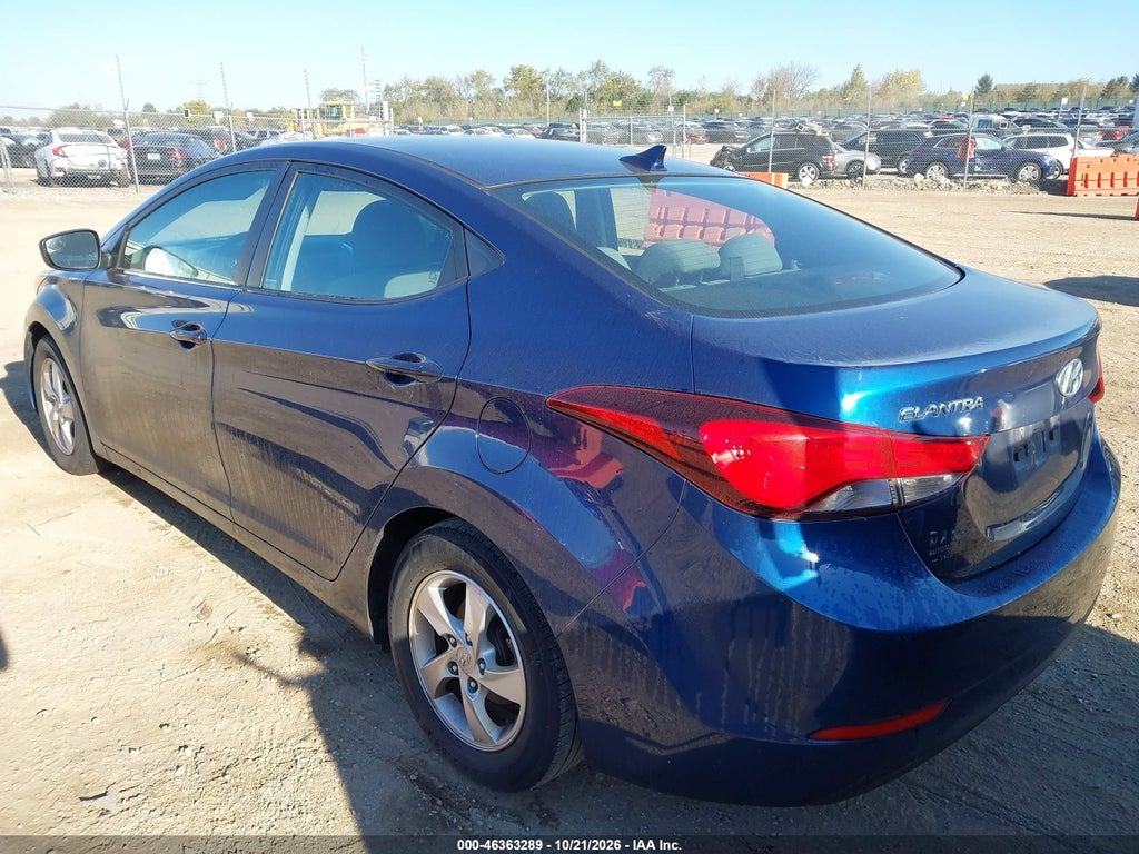 2015 Hyundai Elantra SE photo 3