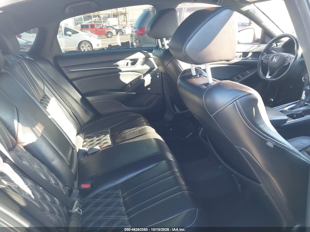 2018 Honda Accord Sport photo 8