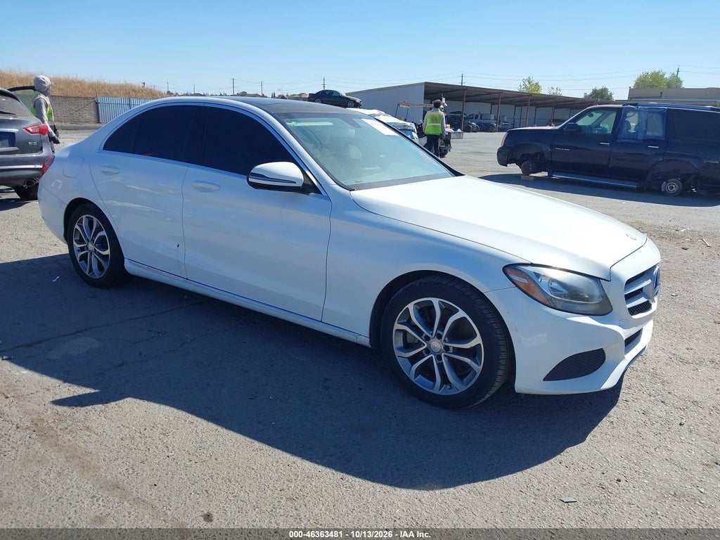 2016 Mercedes-Benz C 300 photo 1