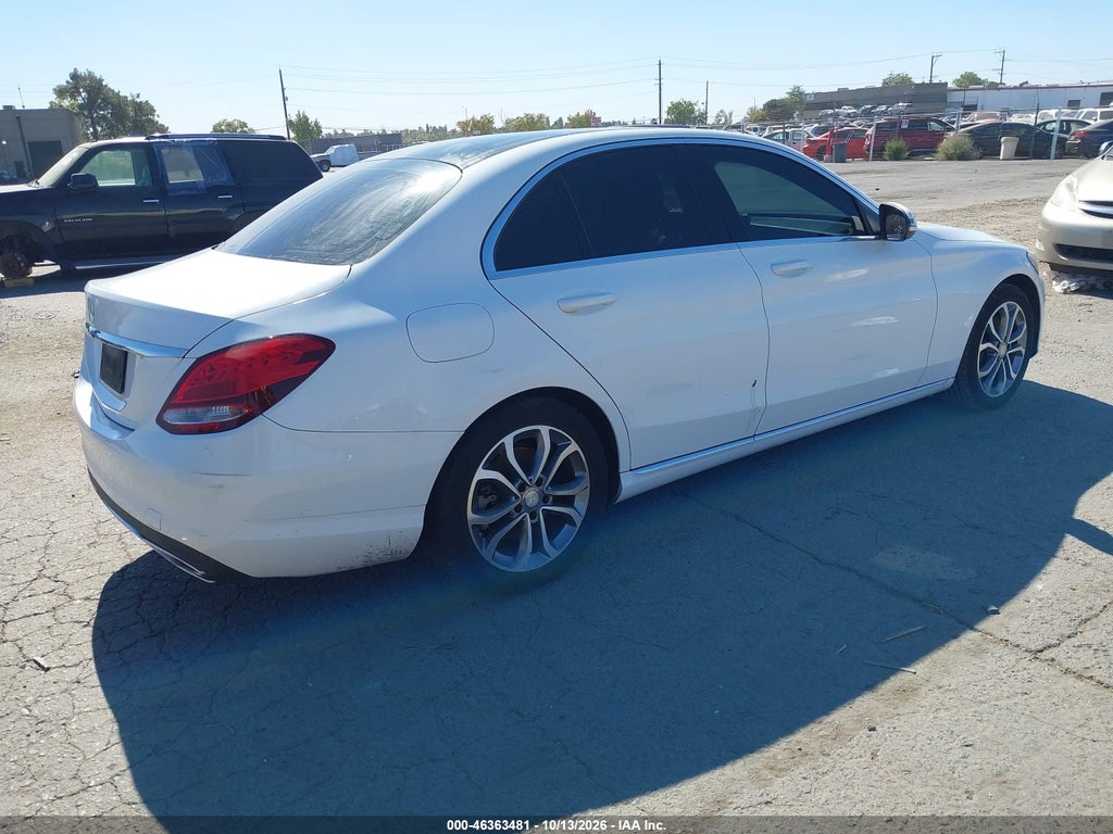 2016 Mercedes-Benz C 300 photo 4