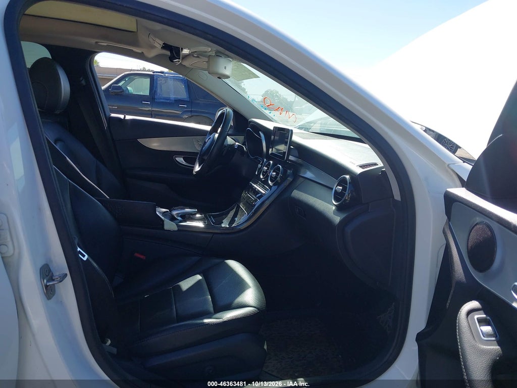 2016 Mercedes-Benz C 300 photo 5