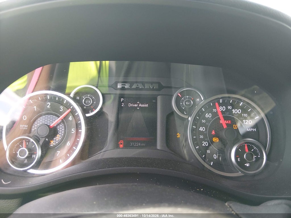2026 Ram 2500 BIG Horn 4X4 6'4 Box photo 7