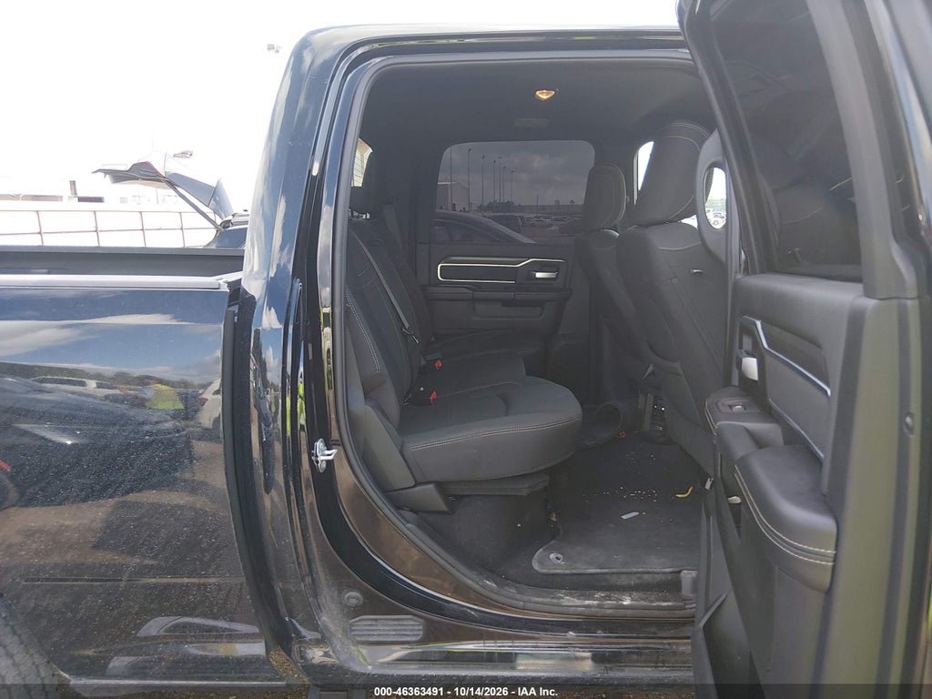 2026 Ram 2500 BIG Horn 4X4 6'4 Box photo 8