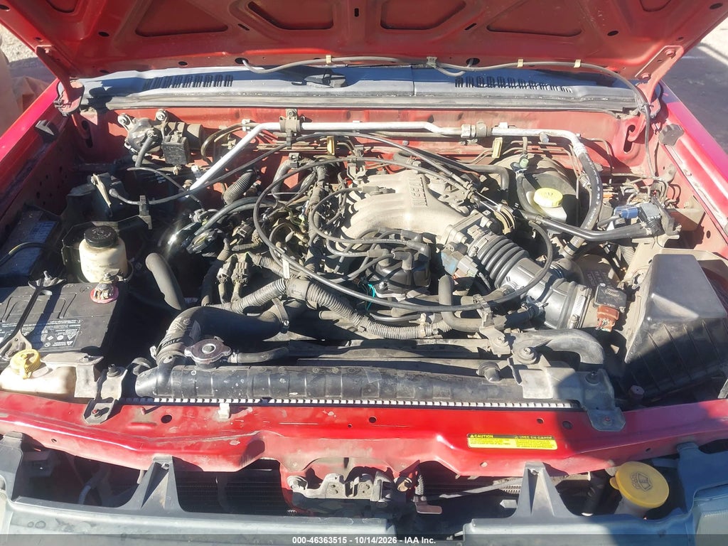 2001 Nissan Xterra XE-V6 photo 10