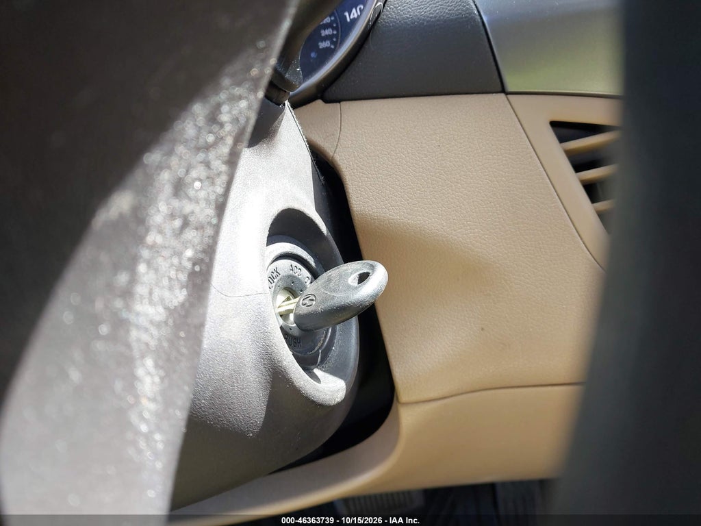2011 Hyundai Elantra GLS photo 11
