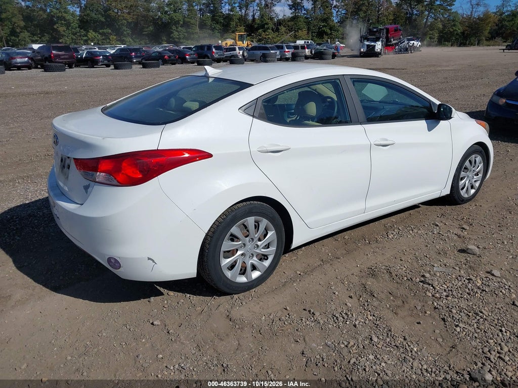 2011 Hyundai Elantra GLS photo 4