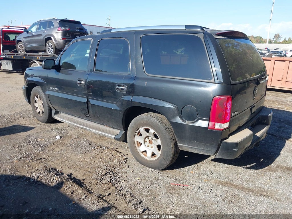 2003 Cadillac Escalade Standard photo 3