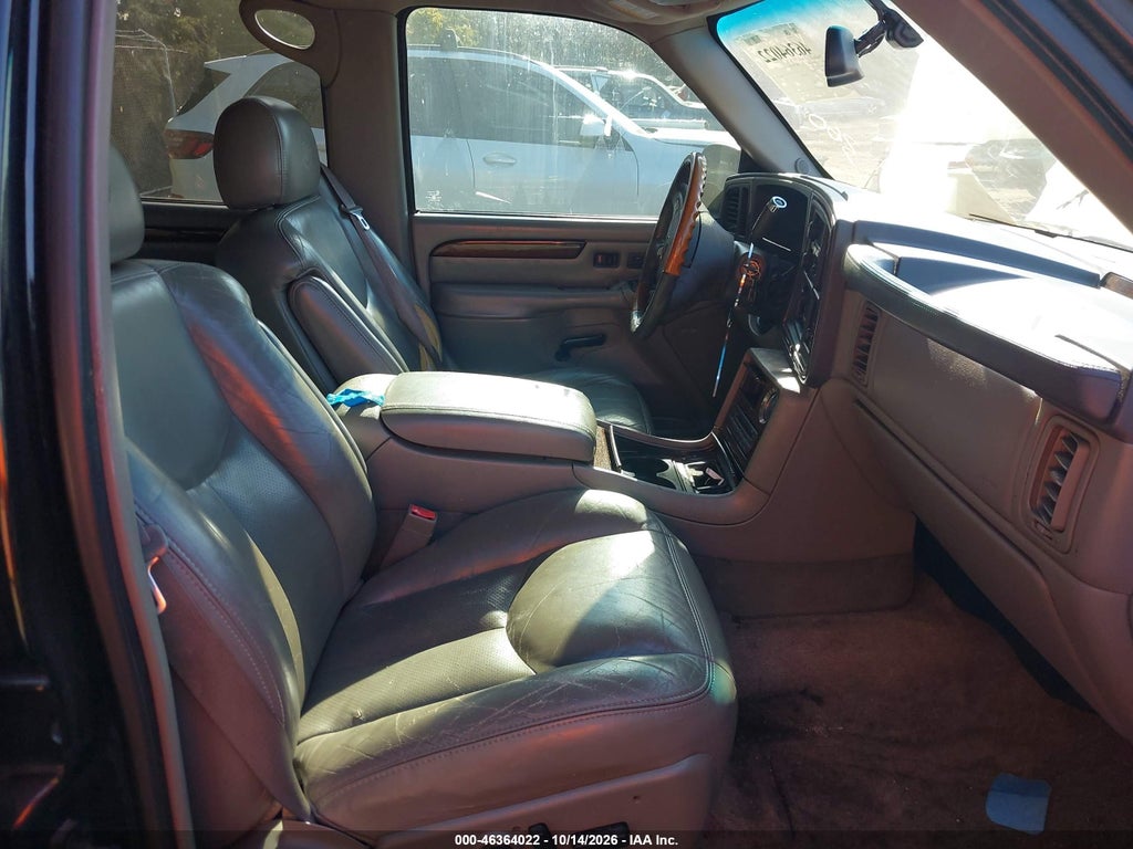 2003 Cadillac Escalade Standard photo 5
