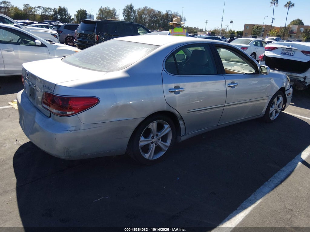2005 Lexus ES 330 photo 4