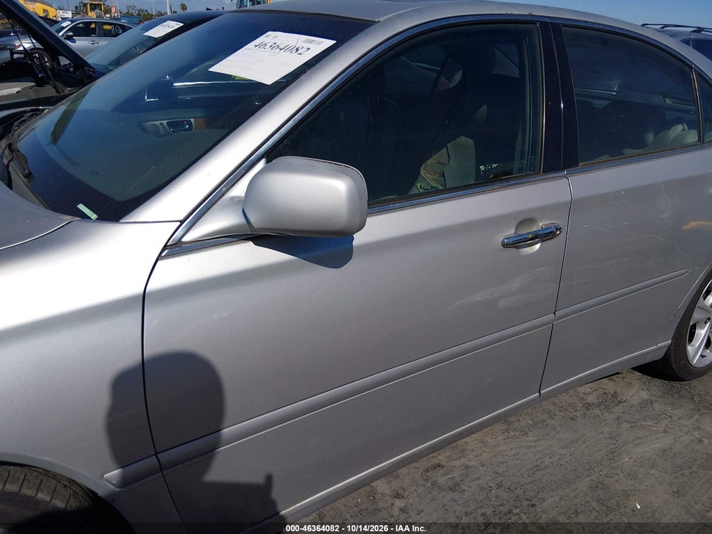 2005 Lexus ES 330 photo 6