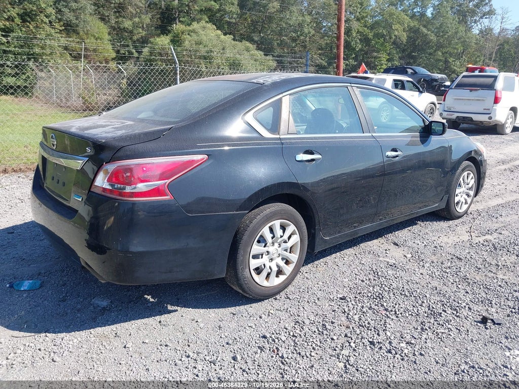 2013 Nissan Altima 2.5 S photo 4