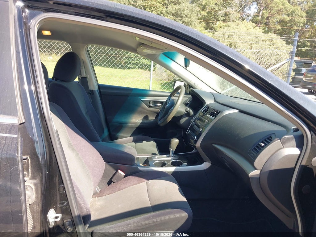 2013 Nissan Altima 2.5 S photo 5