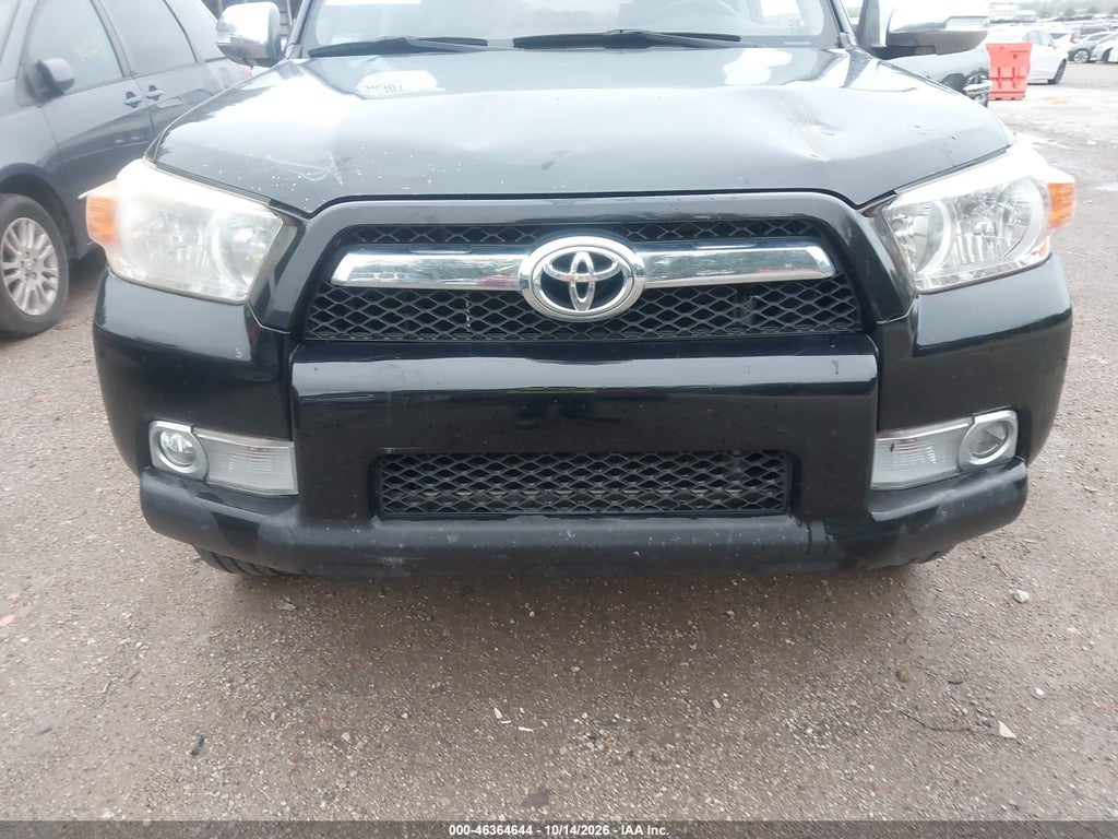 2010 Toyota 4RUNNER SR5 V6 photo 6