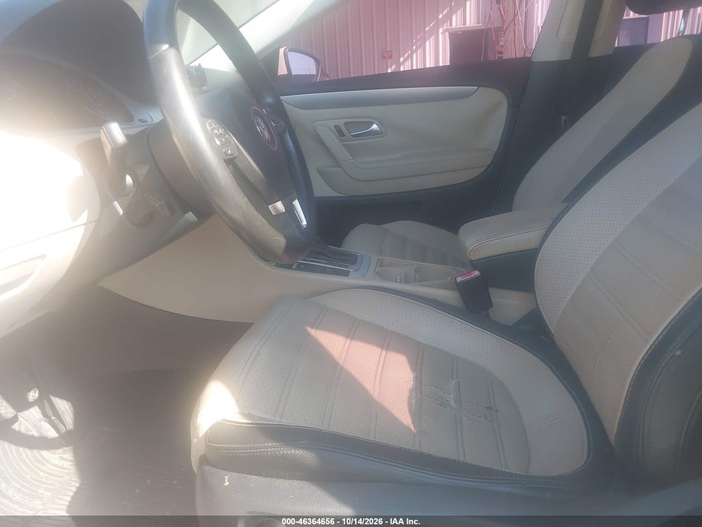 2015 Volkswagen CC 2.0T Sport photo 5