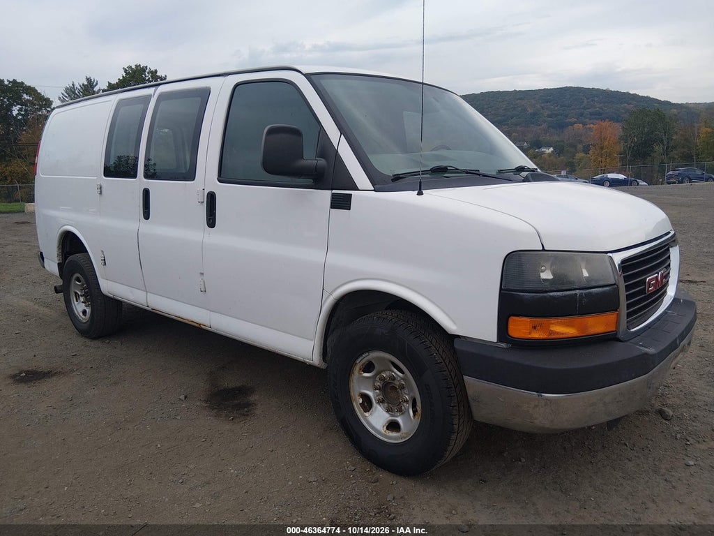 2014 GMC Savana 2500 Work Van photo 1