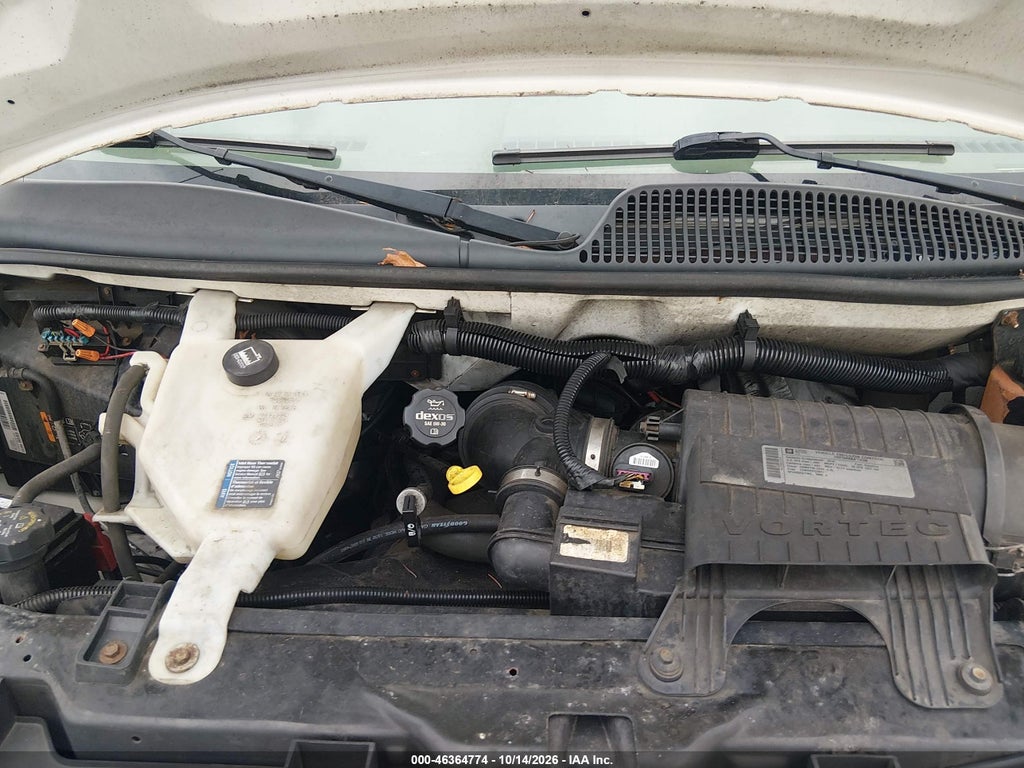 2014 GMC Savana 2500 Work Van photo 10
