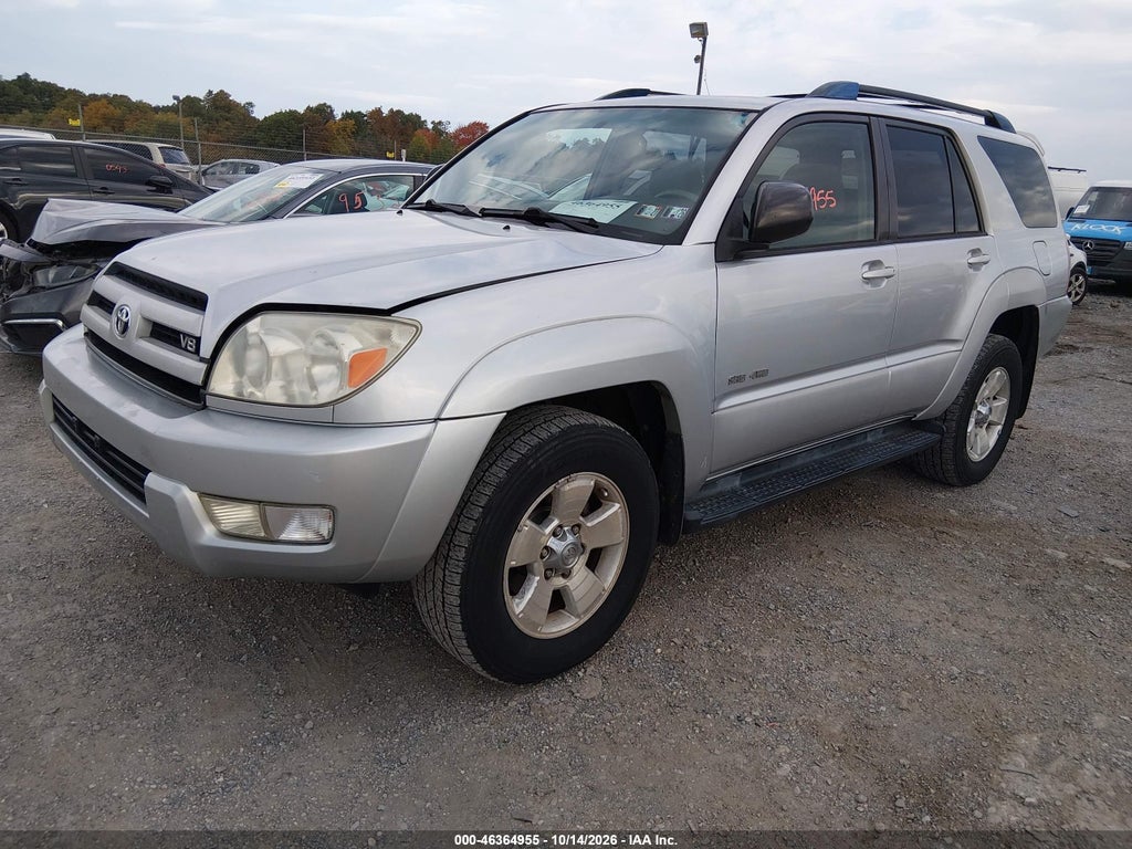 2004 Toyota 4RUNNER SR5 V8 photo 2