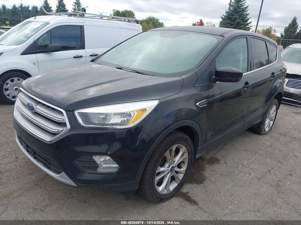 2017 Ford Escape SE photo 2