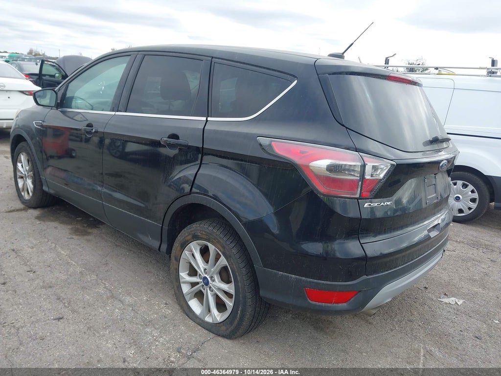 2017 Ford Escape SE photo 3