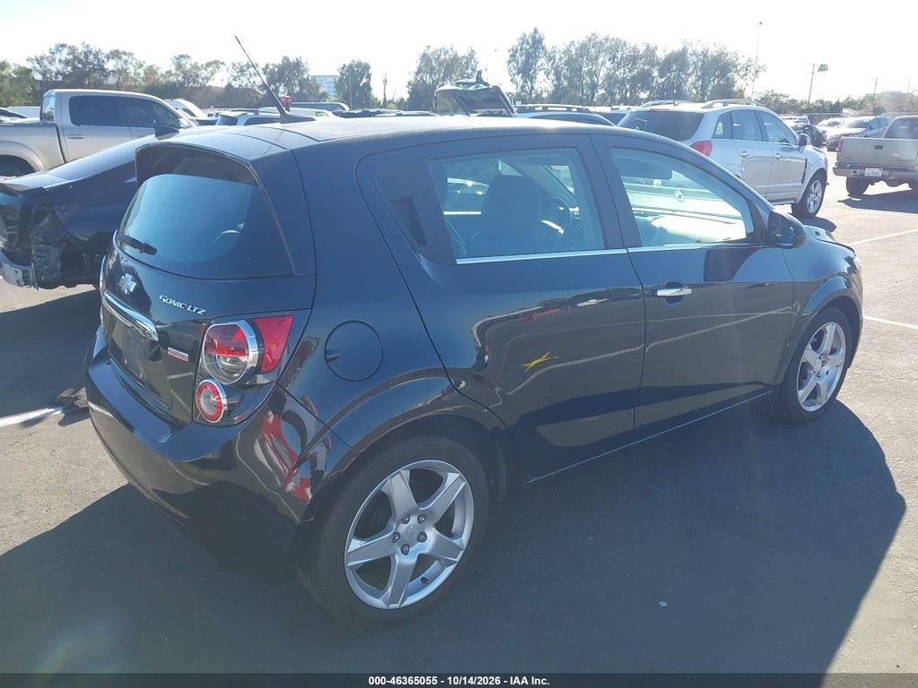2014 Chevrolet Sonic LTZ Auto photo 4