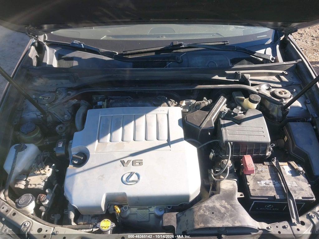 2011 Lexus ES 350 photo 10