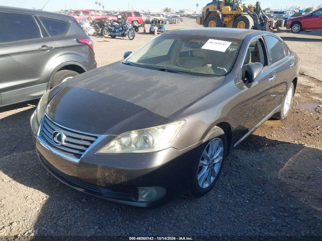 2011 Lexus ES 350 photo 2