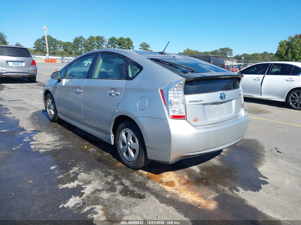 2011 Toyota Prius TWO photo 3