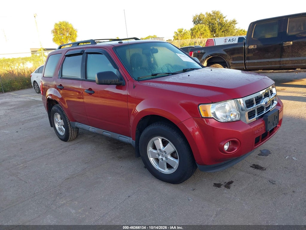 2012 Ford Escape XLT photo 1