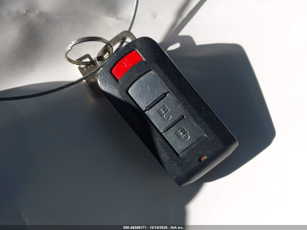 2014 Mitsubishi Outlander SE photo 11