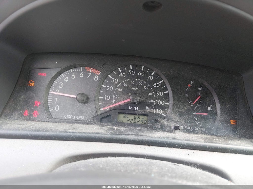 2005 Toyota Corolla CE photo 7