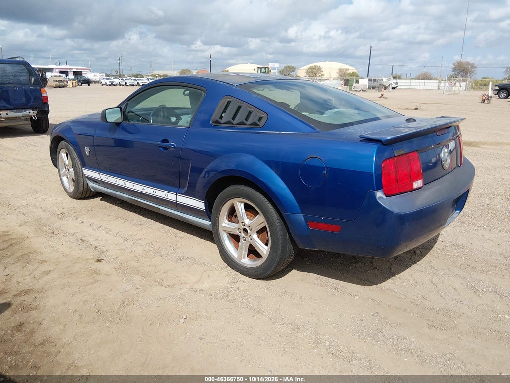 2009 Ford Mustang V6/V6 Premium photo 3