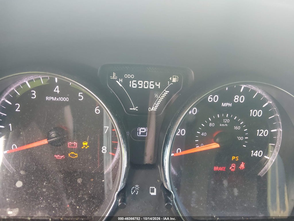 2016 Nissan Versa 1.6 S/1.6 S+/1.6 SL/1.6 SV photo 7
