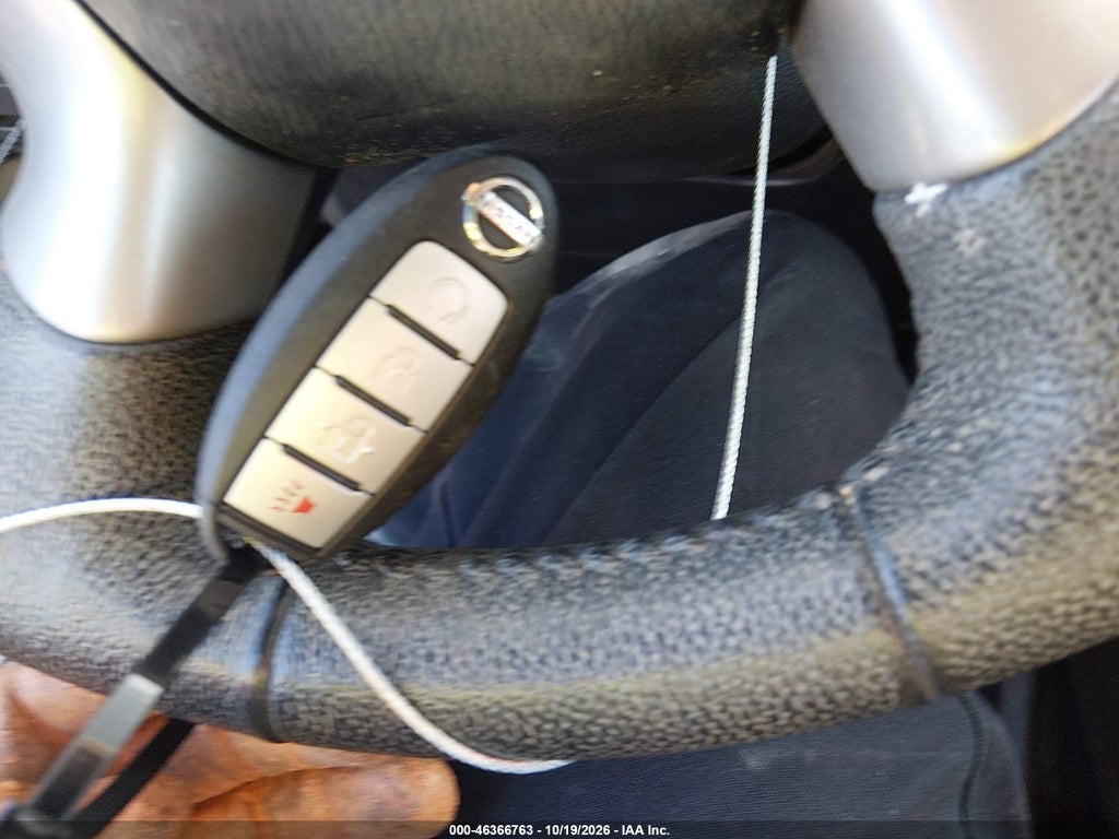 2015 Nissan Murano SV photo 11