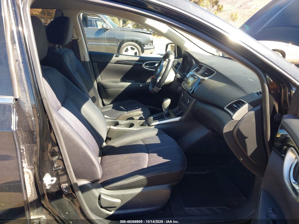 2016 Nissan Sentra SV photo 5