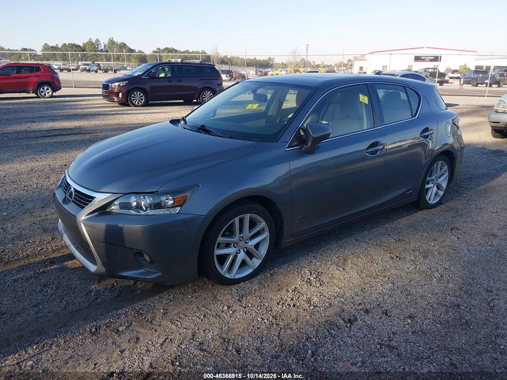 2014 Lexus CT 200H photo 2