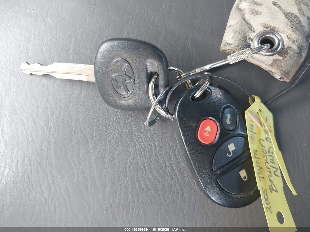 2005 Toyota Camry Solara SE V6 photo 11
