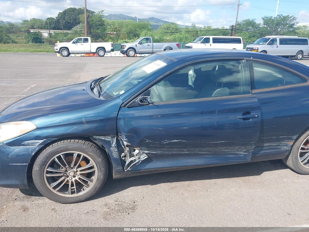 2005 Toyota Camry Solara SE V6 photo 6