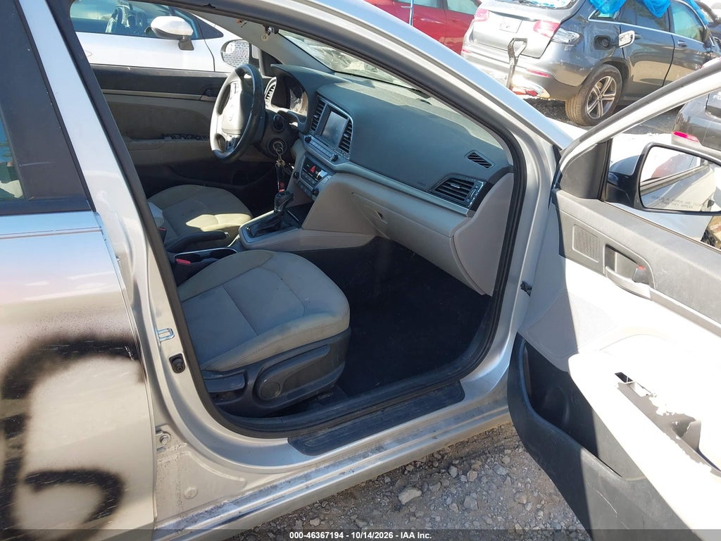 2017 Hyundai Elantra SE photo 5