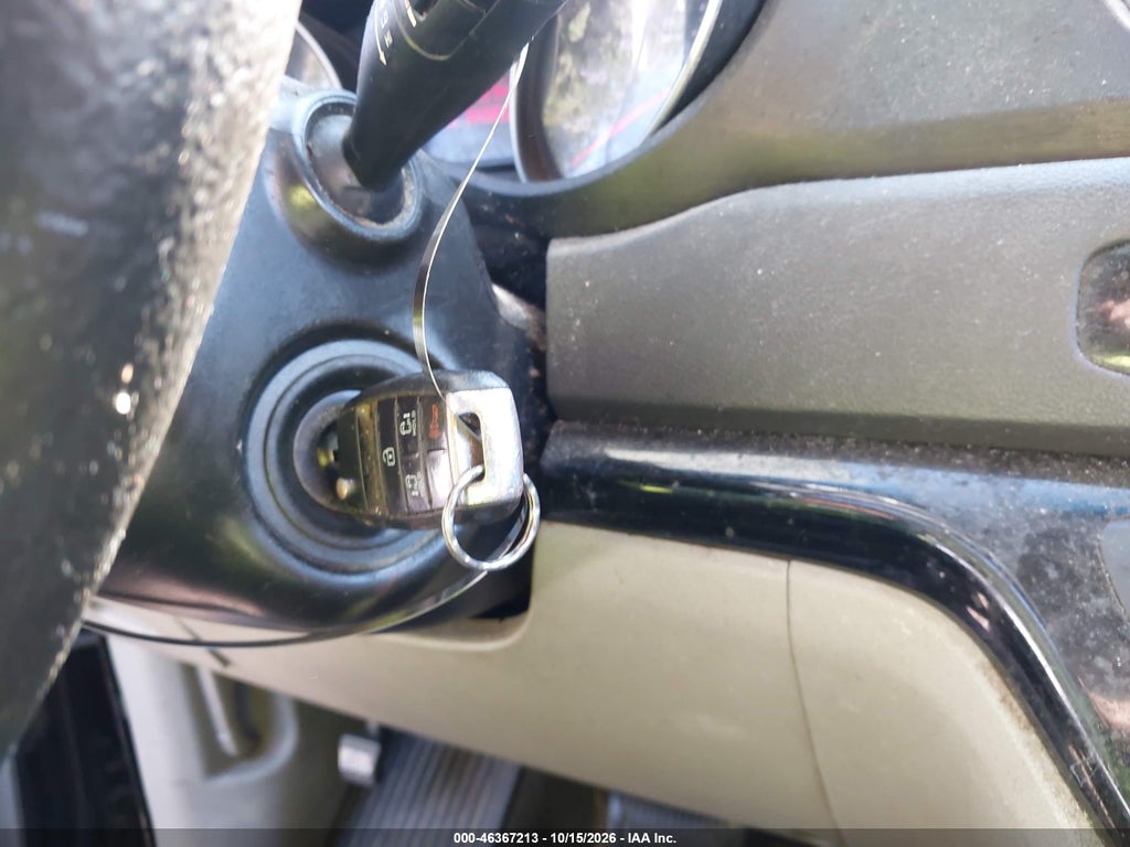 2015 Kia Sedona LX photo 11