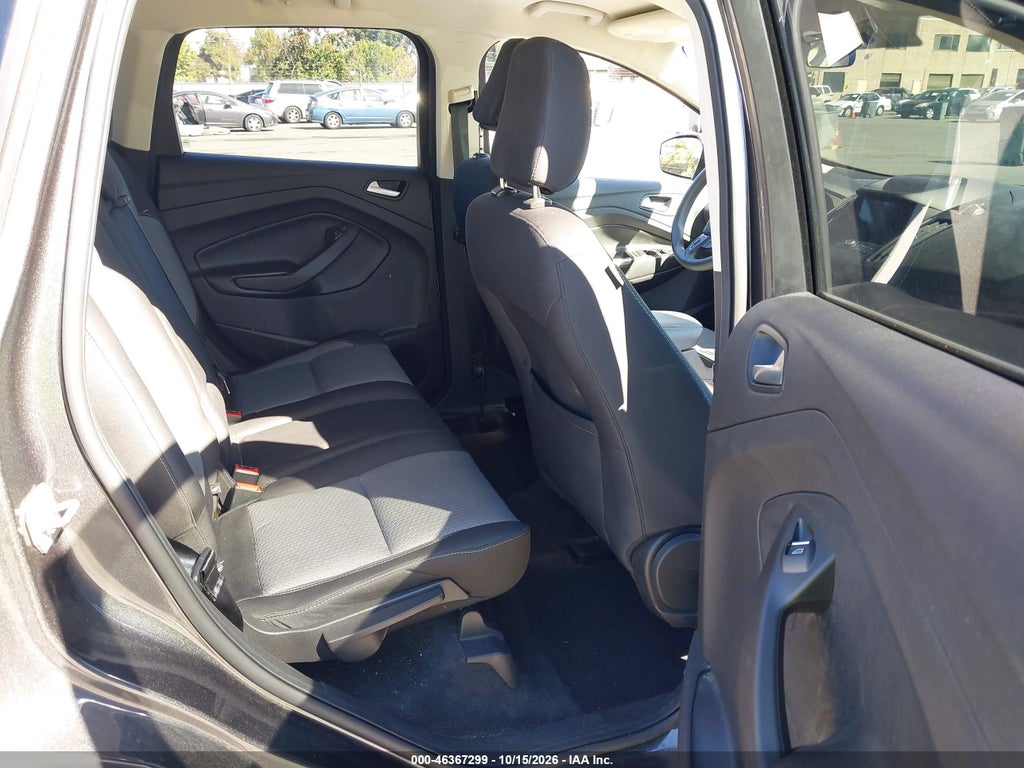 2019 Ford Escape SE photo 8