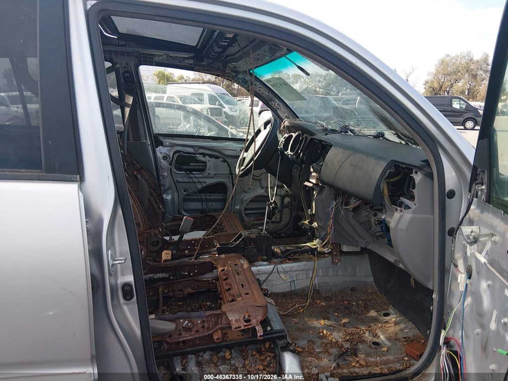 2006 Toyota 4RUNNER SR5 V6 photo 5