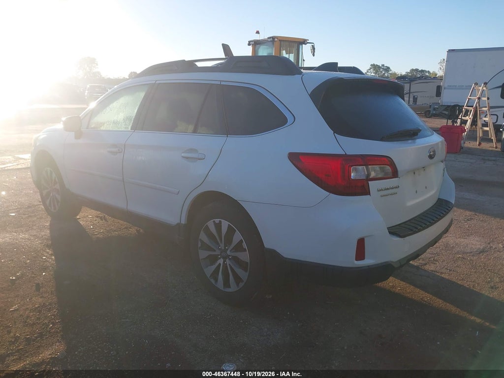 2016 Subaru Outback 2.5I Limited photo 3