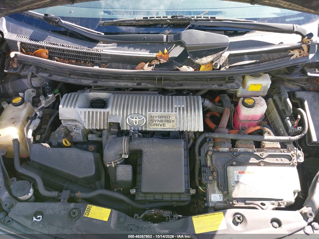 2012 Toyota Prius Four photo 10