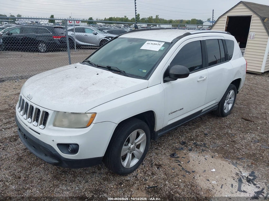 2012 Jeep Compass Latitude photo 2