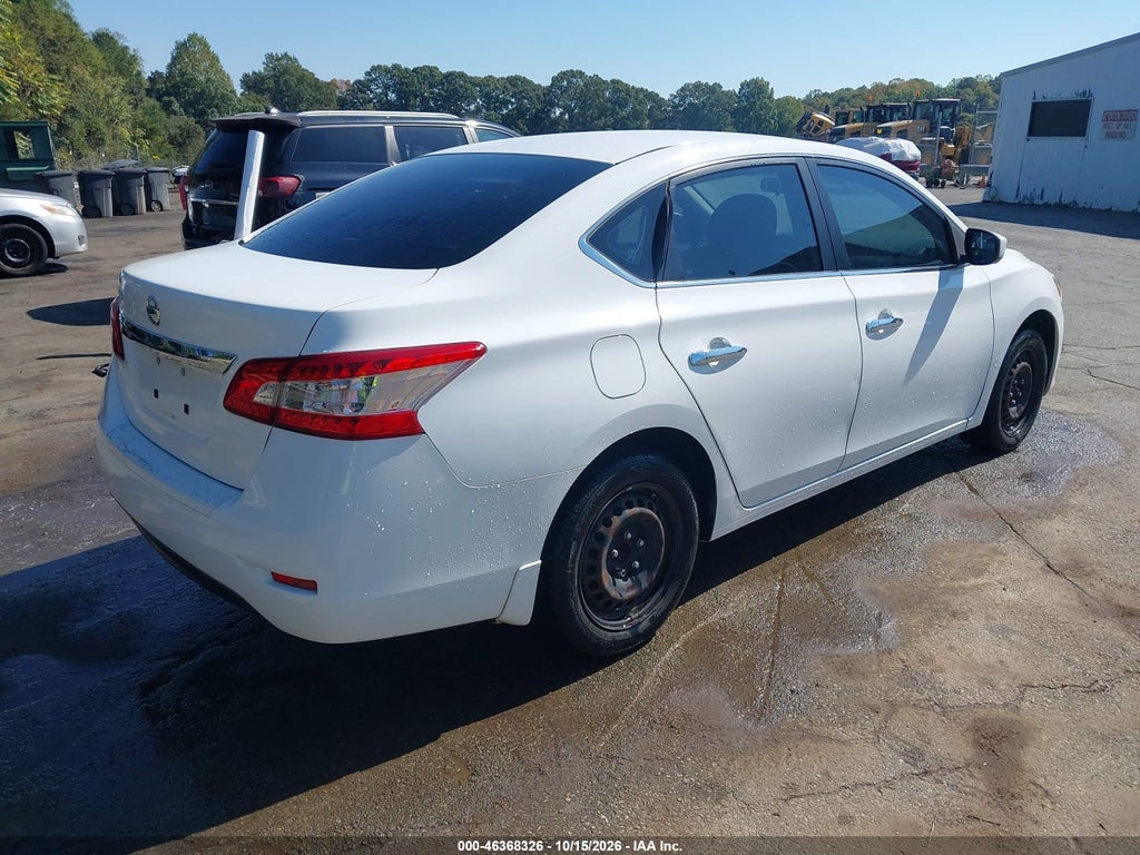 2015 Nissan Sentra S photo 4